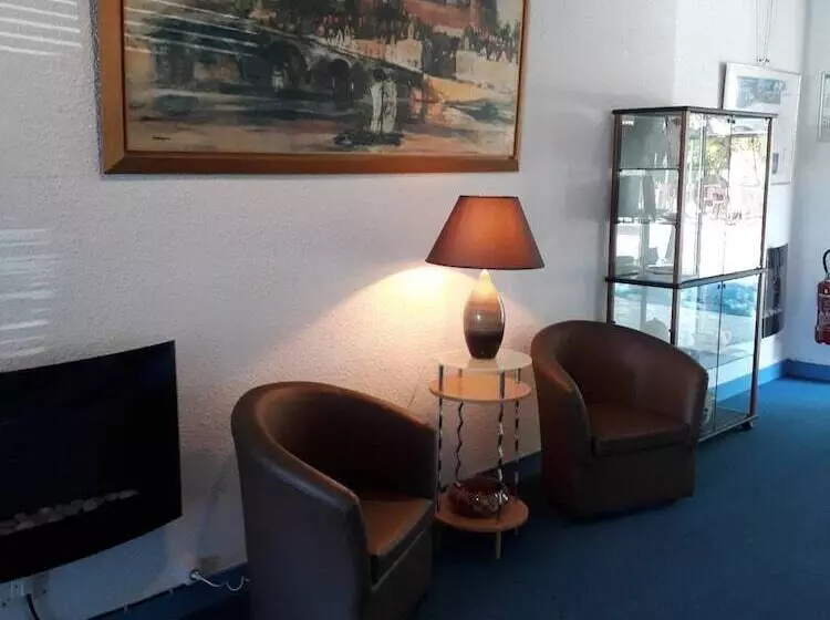 Brit Hotel Confort Gien