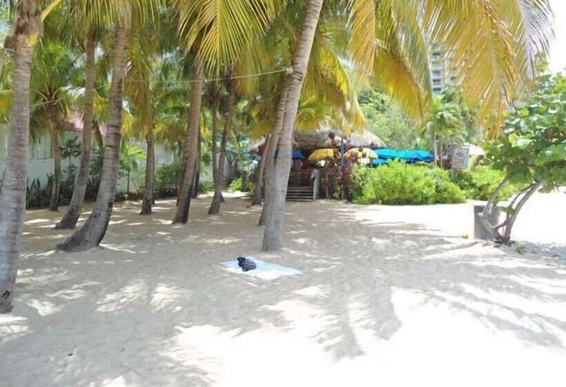 Sky Lounge Beach Studio At Monego Bay Club Resort