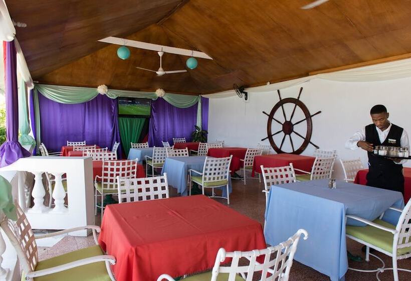 Sky Lounge Beach Studio At Monego Bay Club Resort