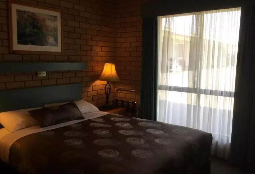 Sunrise Motel