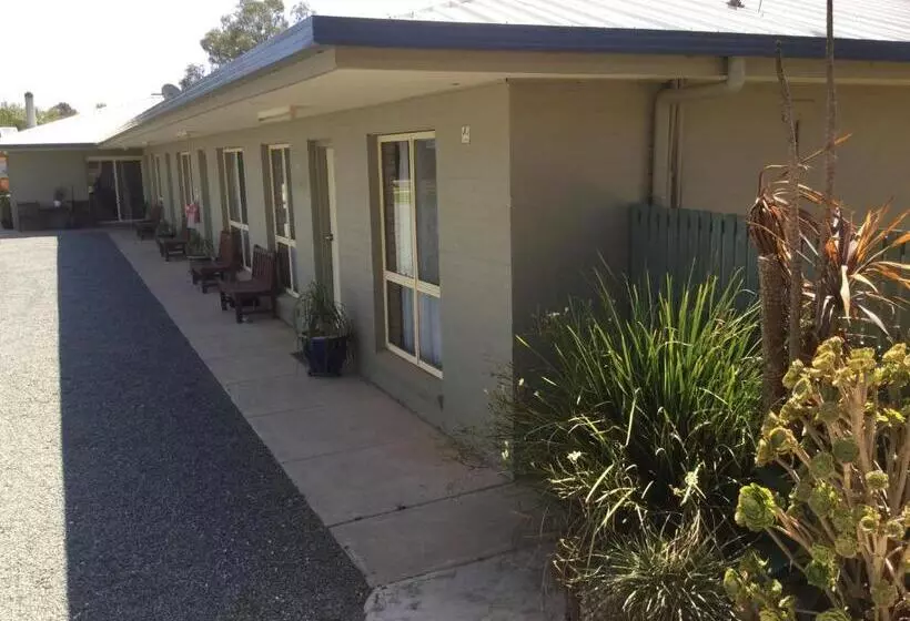 Sunrise Motel