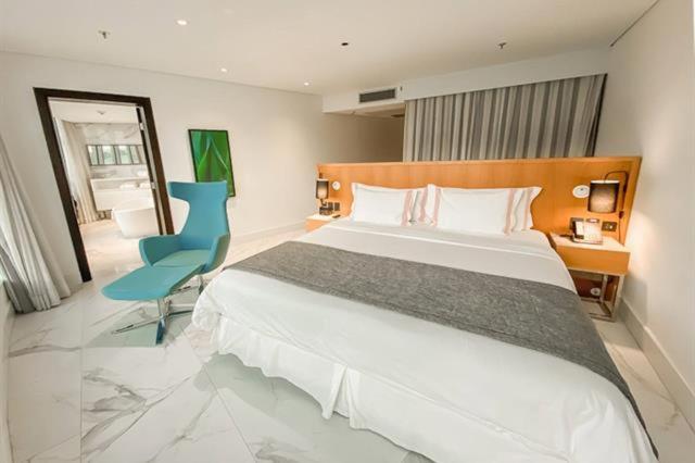 Luxuoso Hotel Nacional   Suíte Com Banheira