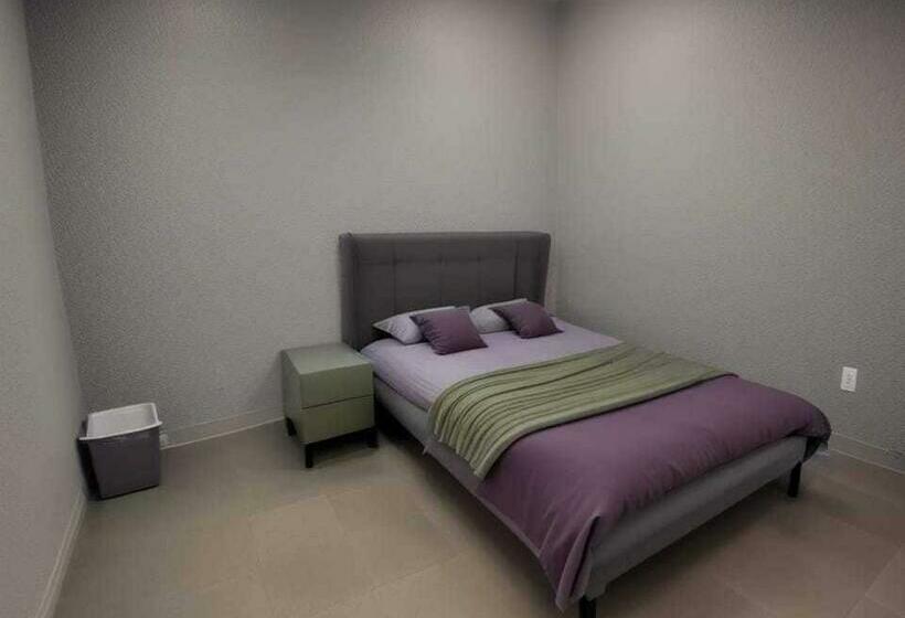 호텔 Oyo 81117  Golden