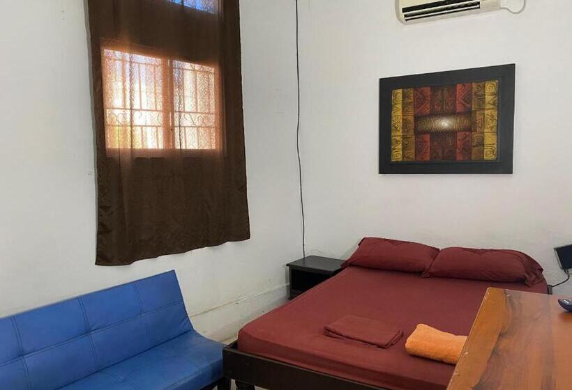 Playa Suites & Apartments Malecon