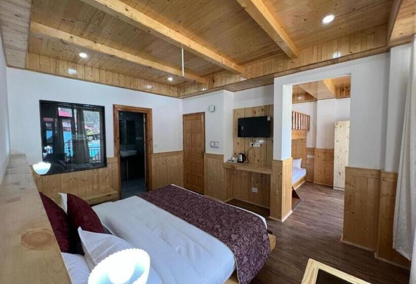 酒店 Sakura Palace