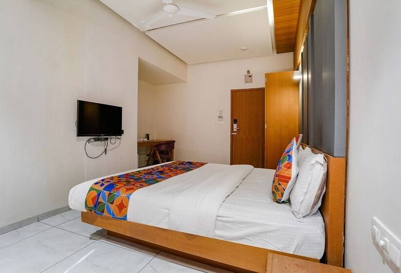 Fabhotel Prime Blue Moon