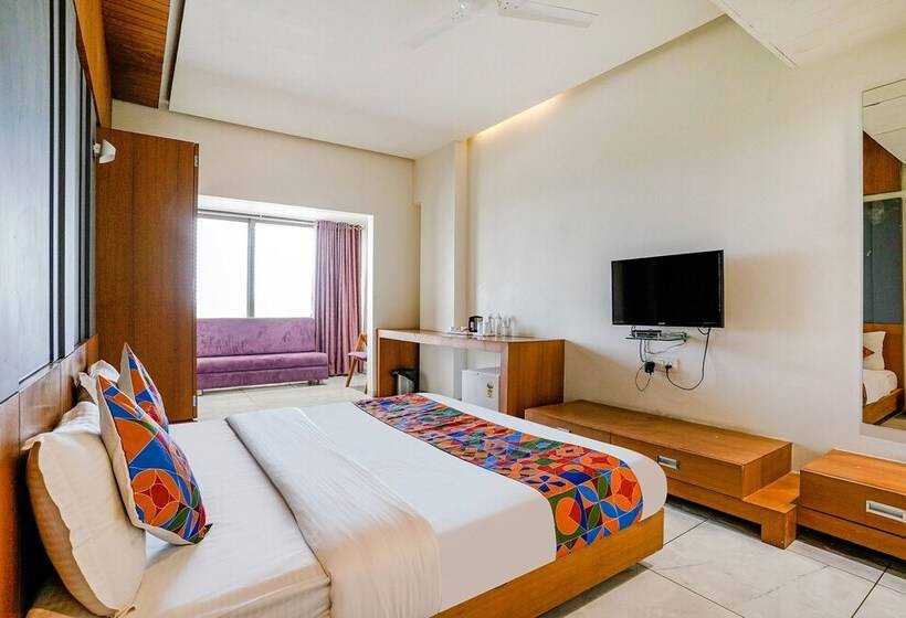 Fabhotel Prime Blue Moon