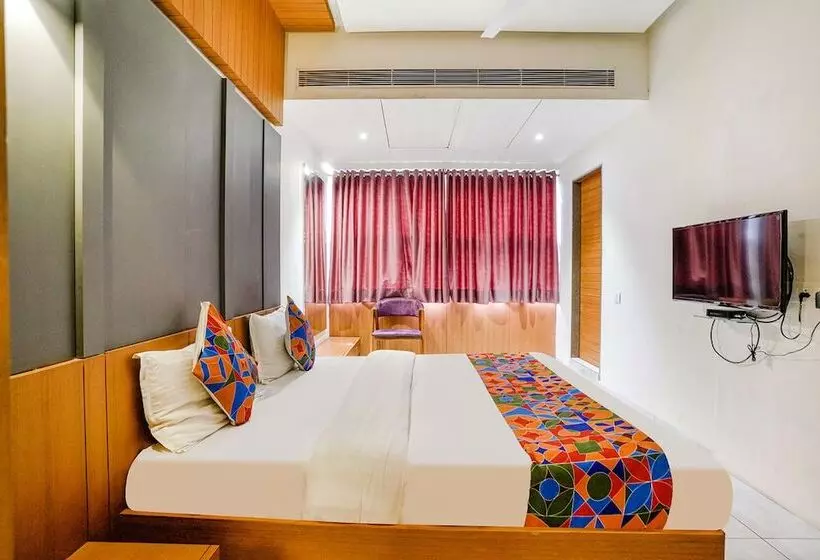 Fabhotel Prime Blue Moon