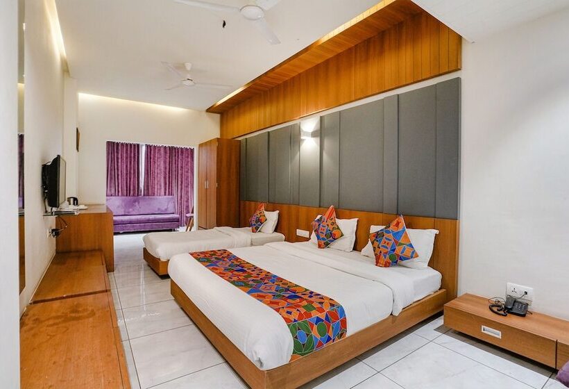 Fabhotel Prime Blue Moon