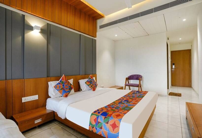 Fabhotel Prime Blue Moon