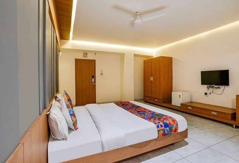 Fabhotel Prime Blue Moon