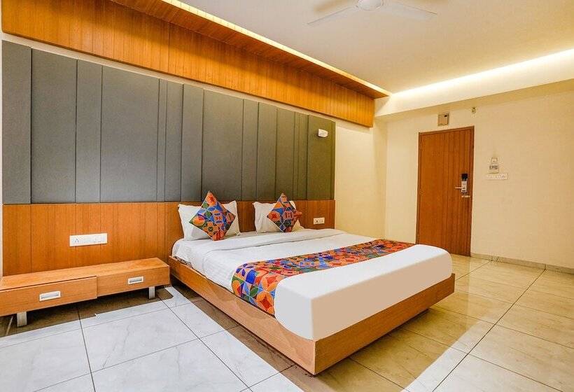 Fabhotel Prime Blue Moon