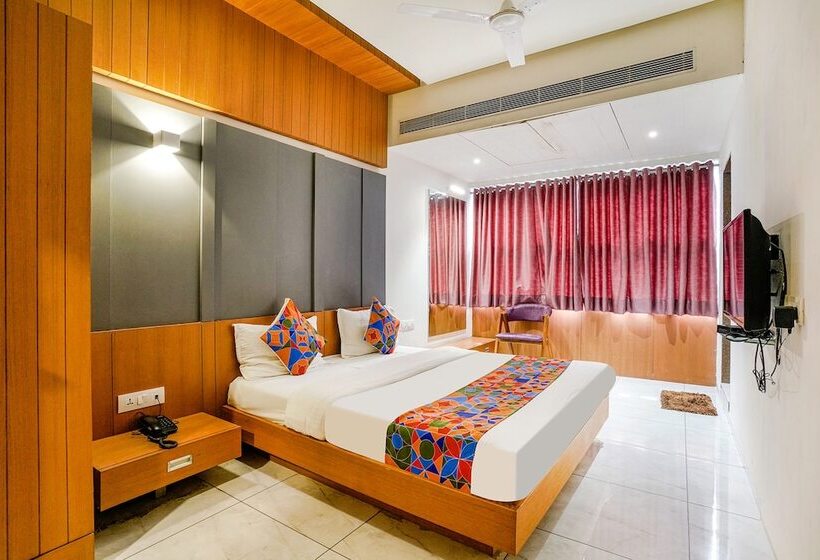 Fabhotel Prime Blue Moon