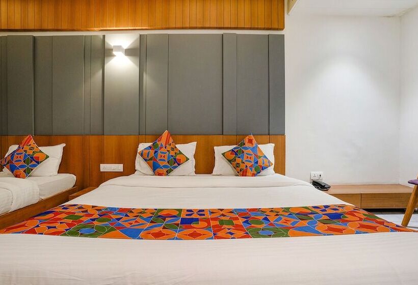 Fabhotel Prime Blue Moon