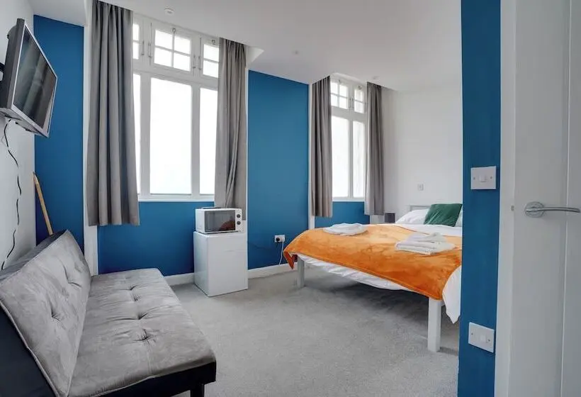ホテル Homesly Guest Rooms, Comfortable En Suite Guest Rooms With Free Parking And Self Check In