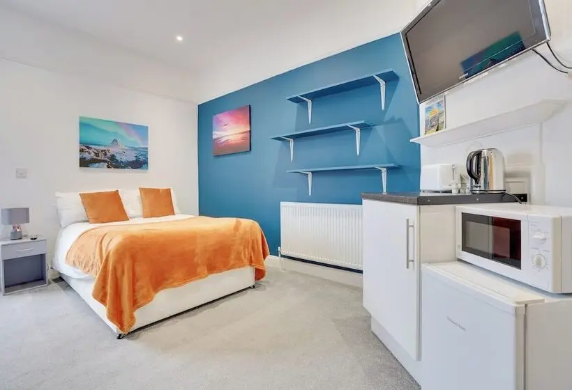 ホテル Homesly Guest Rooms, Comfortable En Suite Guest Rooms With Free Parking And Self Check In