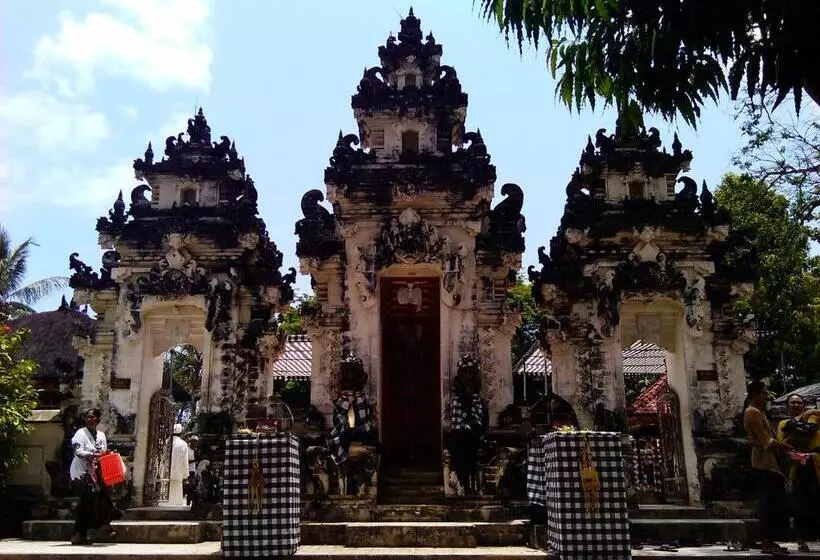 Pensione Deva Devi Beach Inn Luxury