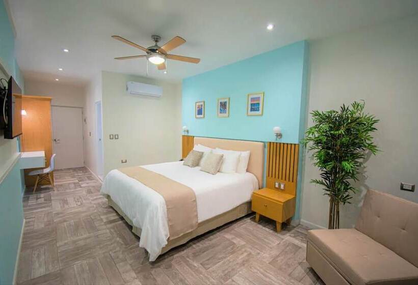 فندق Bartolome Oceanfront Suites