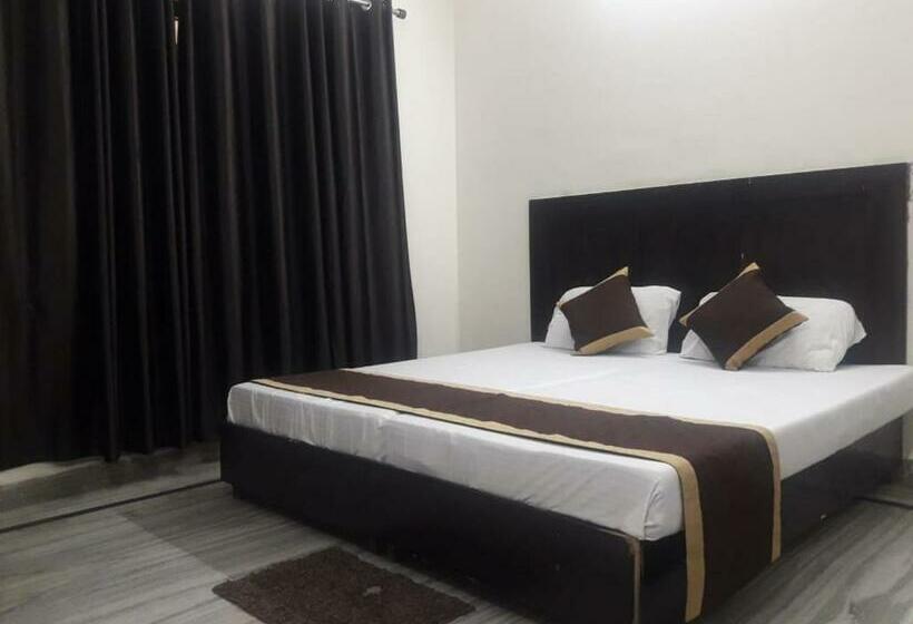 Hotel The Bird Dehradun