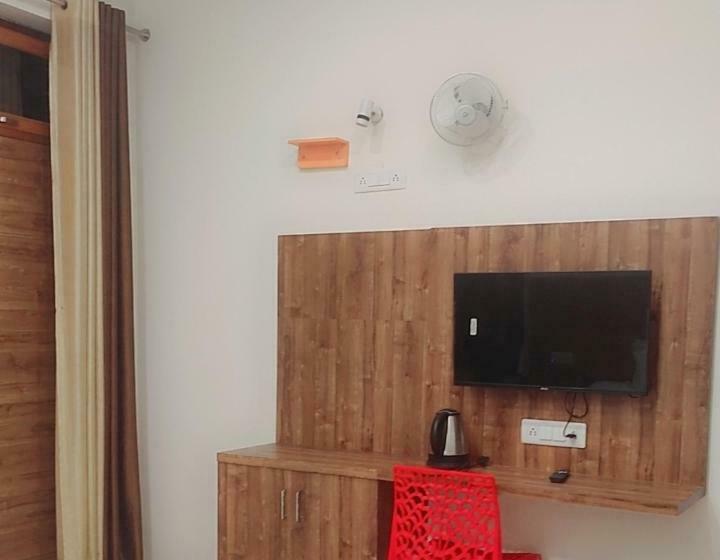 Taj Backpackers Hostel