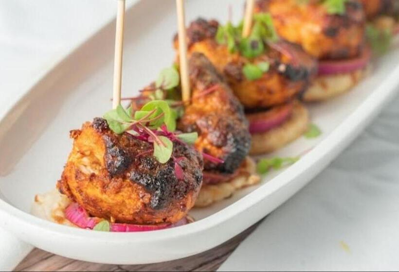 Taj Backpackers Hostel