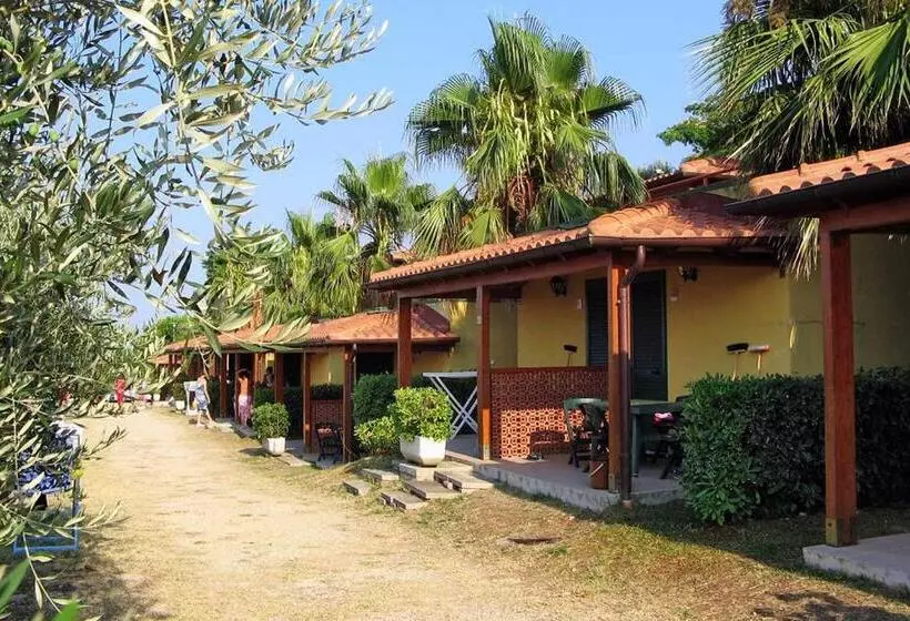ホテル Apulia Europe Garden Eco&sport Resort