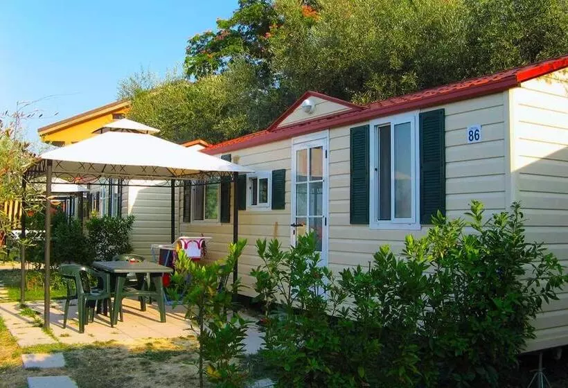 ホテル Apulia Europe Garden Eco&sport Resort