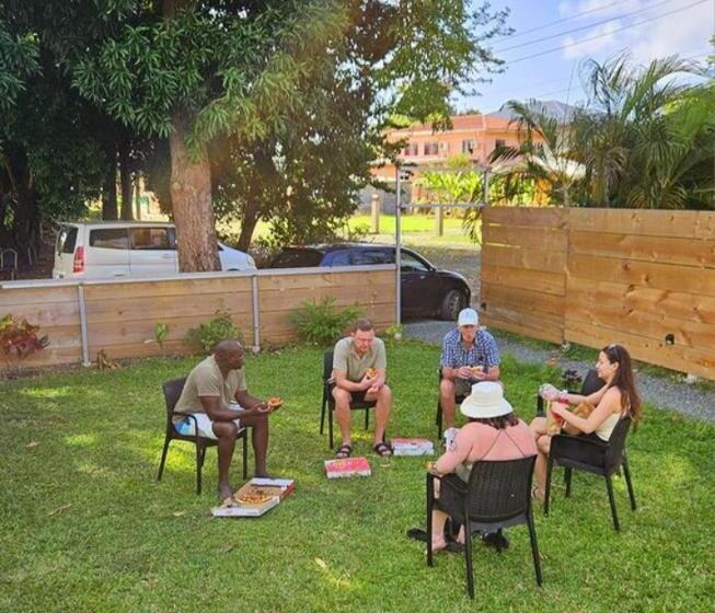 پانسیون Fish Tobago Guesthouse Or Joy And Brandon Guesthouse
