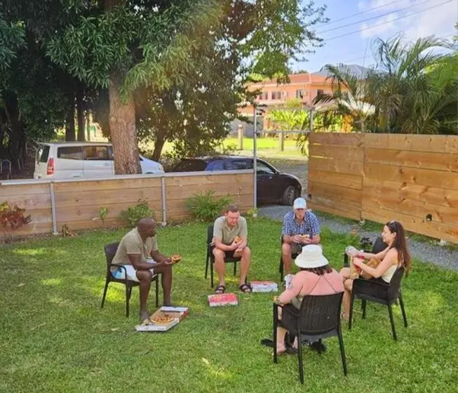 پانسیون Fish Tobago Guesthouse Or Joy And Brandon Guesthouse