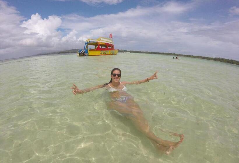 پانسیون Fish Tobago Guesthouse Or Joy And Brandon Guesthouse