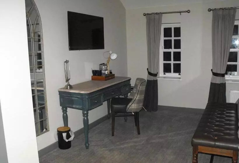 Retkeilymaja The Forresters Arms Kilburn