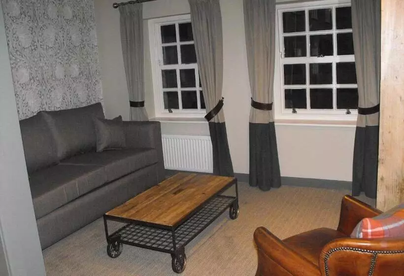 Retkeilymaja The Forresters Arms Kilburn