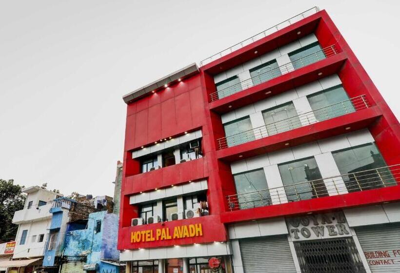 Collection O Hotel Pal Avadh