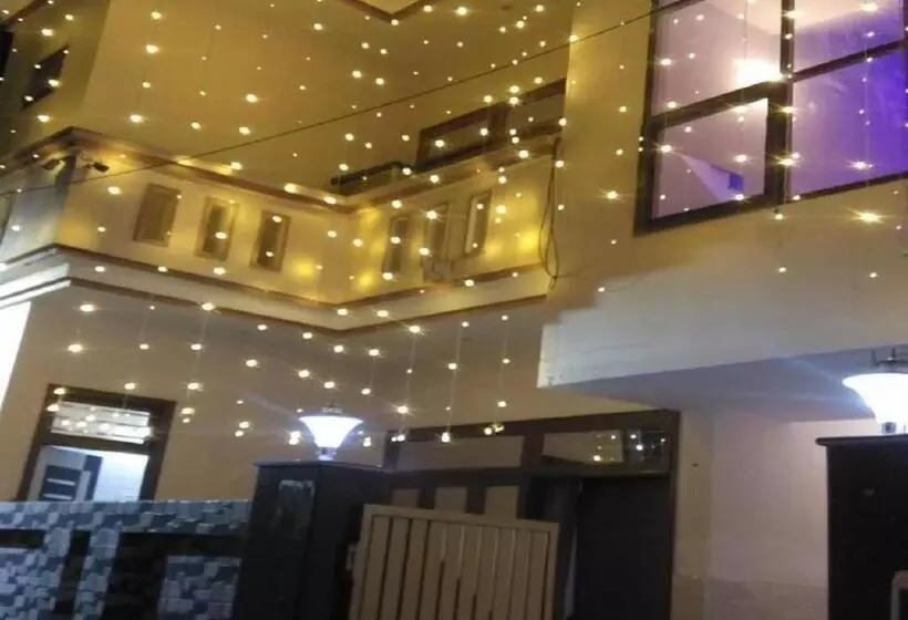 Taj Street Hostel