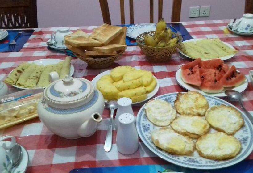 فندق صغير Shrine Inn