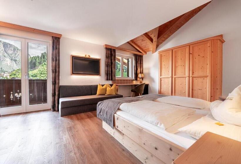 هتل Garni La Bercia