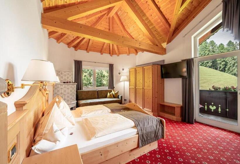 هتل Garni La Bercia