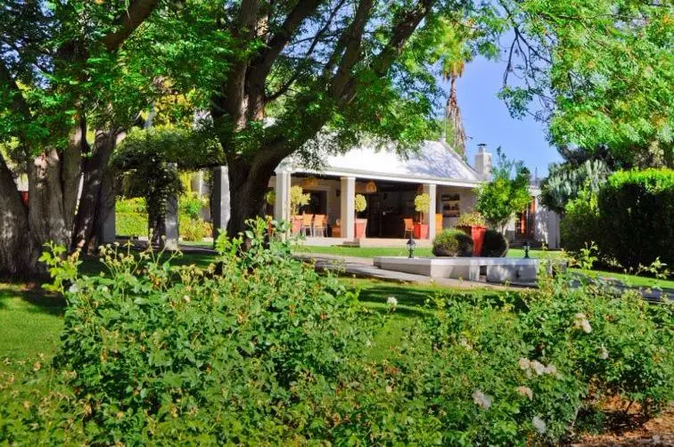 ペンション Thorntree Country Lodge
