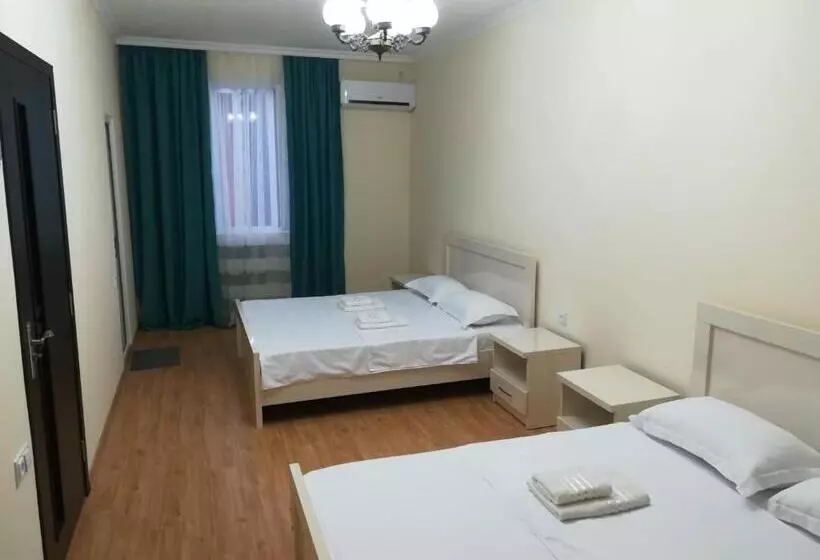 پانسیون West House