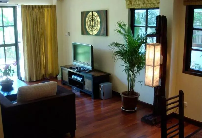 Sunset Apartment Phuket