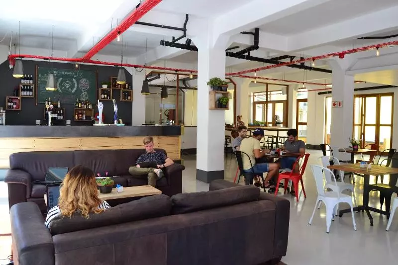 91 Loop Boutique Hostel