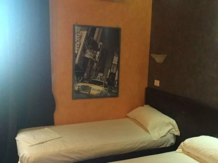 تختخواب و صبحانه Domus Roma