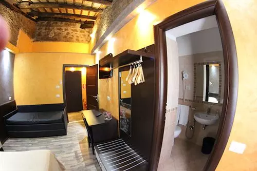 تختخواب و صبحانه Domus Roma