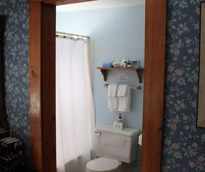 住宿加早餐 Follansbee Inn