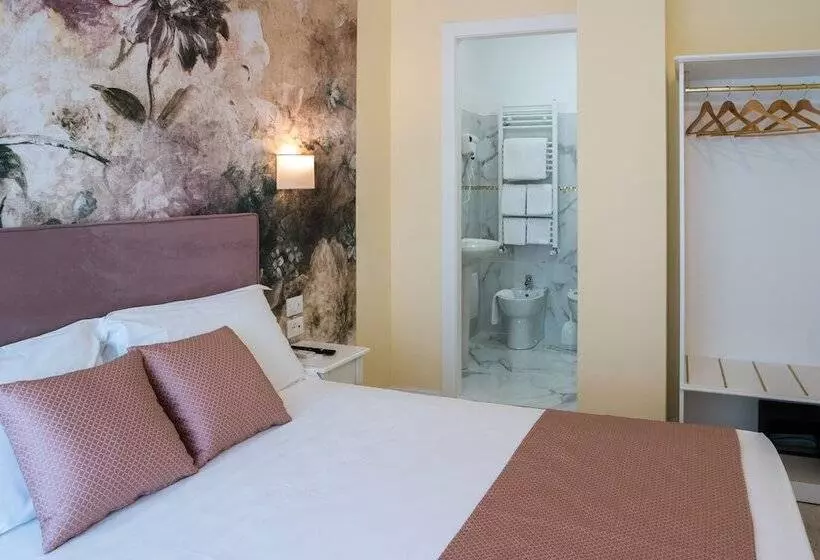 Bed and Breakfast Guest House Train Station Venice Atika & Atif