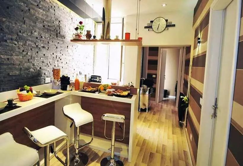 تختخواب و صبحانه Living