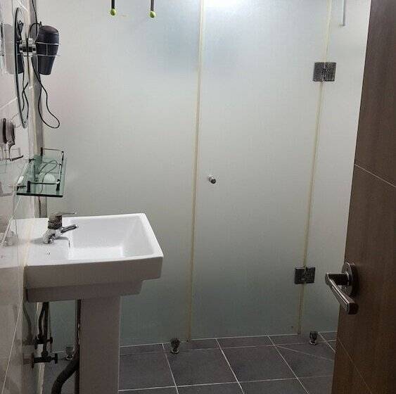 Birdsnest Hostel Hongdae Foreigner Only