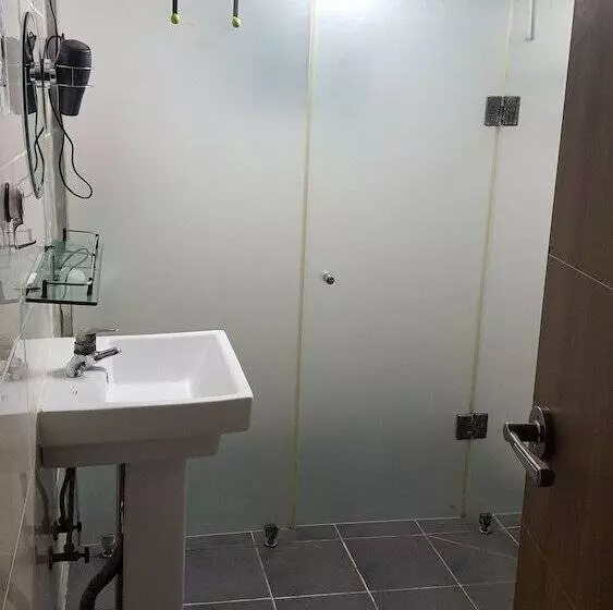 Birdsnest Hostel Hongdae Foreigner Only