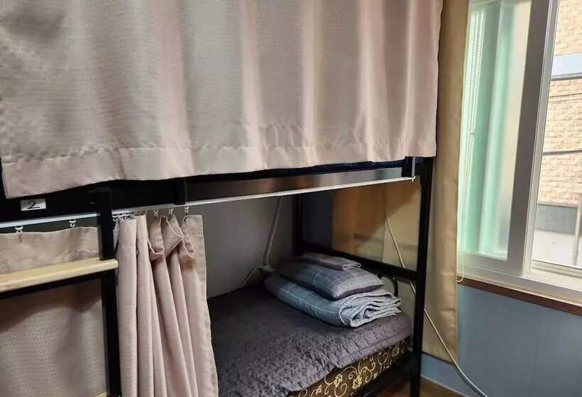 Birdsnest Hostel Hongdae Foreigner Only