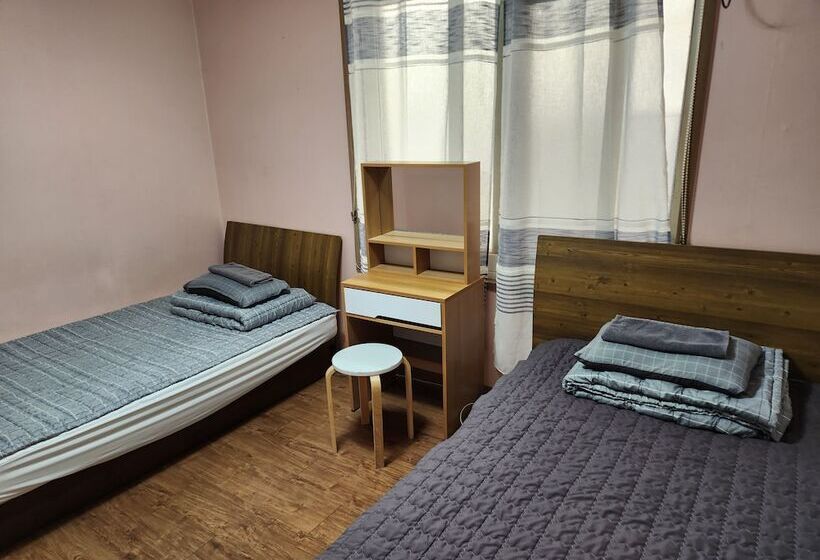 Birdsnest Hostel Hongdae Foreigner Only